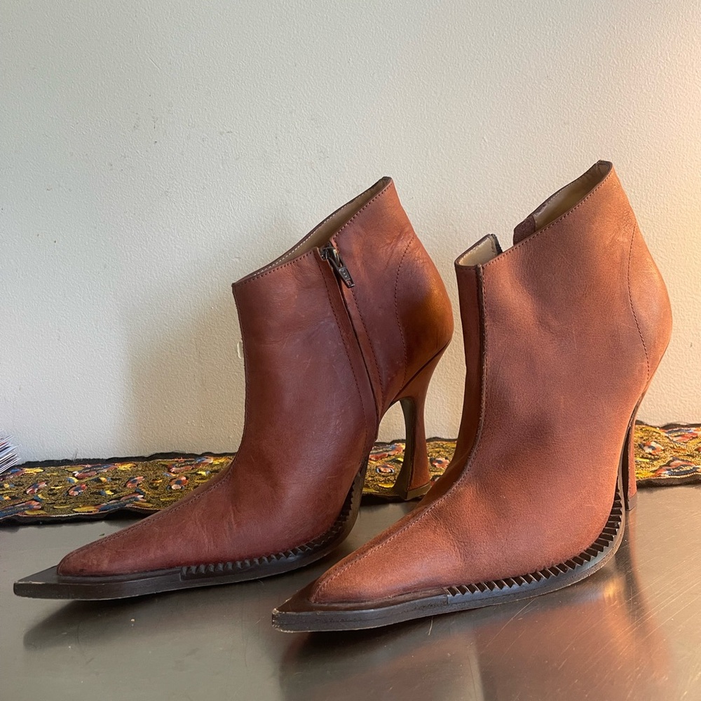 Beautiful chestnut leather KNWLS Serpent boots size 39